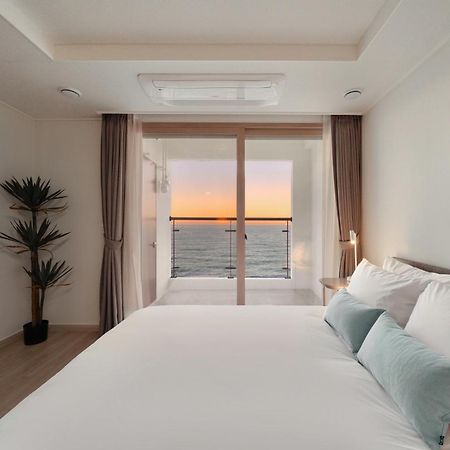 Urbanstay Sokcho Deungdae Beach Eksteriør bilde