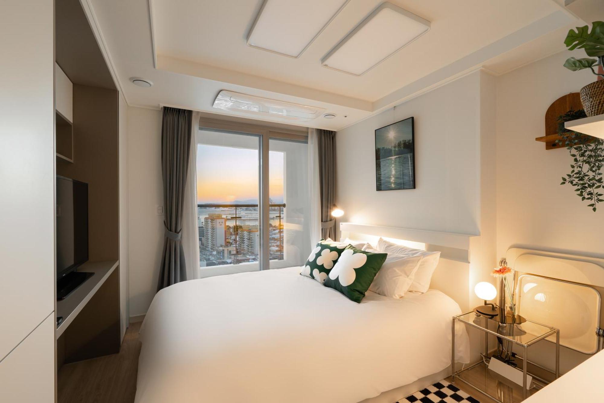Urbanstay Sokcho Deungdae Beach Eksteriør bilde